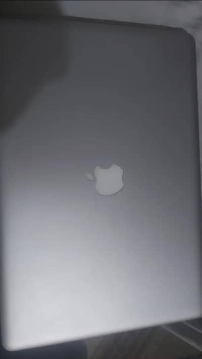 macbook pro 8gb ram 256 ssd