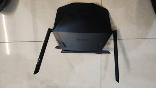 D-Link DIR-1750 AC1750 Dual-Band Mesh Wi-Fi Router (Gigabit)