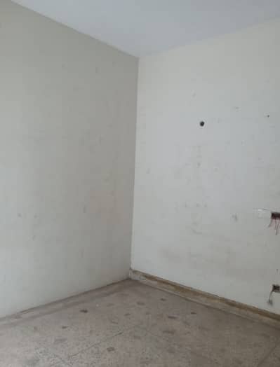 120 Square Yards Office In Gulshan-E-Iqbal - Block 10-A Is Available For Rent