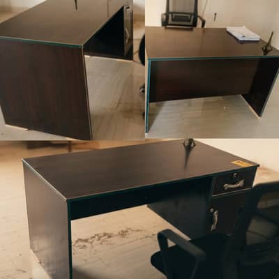 office table brand new condition