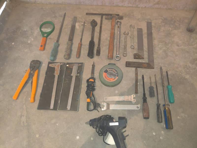 MULTIPLE Tools 0