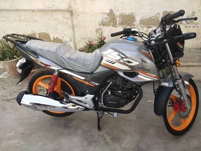 Honda CB 150f 2024 model zero metre condition only 200km used