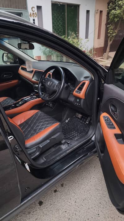 2014 model 2017 ke rejsted gari bilkul ok h all weel drive h full opt