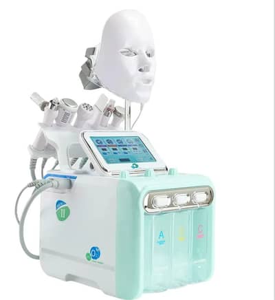 Hydra facial machine with hydra facial bed In perfectt Condition