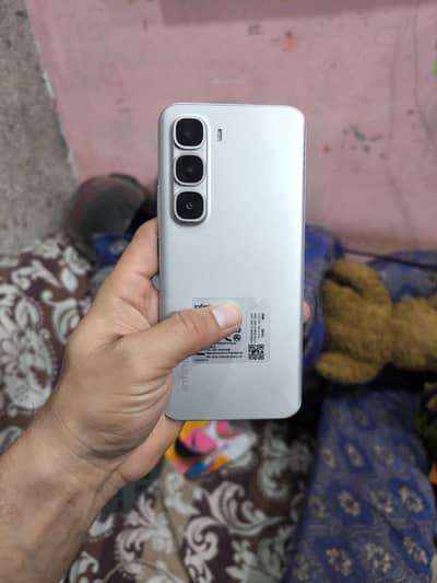 HOT 60 pro plus 8+8/256 box open