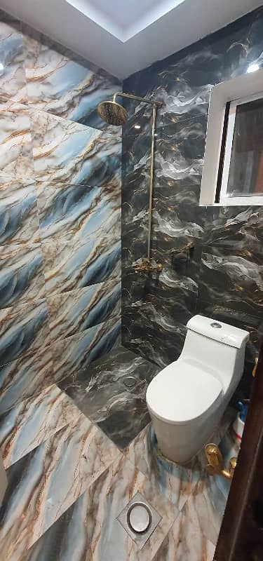 7 Marla Upper Portion With All Basic Necessities 4