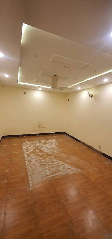 7 Marla Upper Portion With All Basic Necessities 5