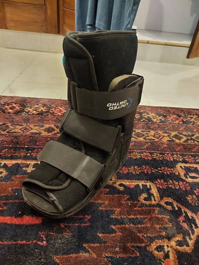United Ortho Air Cam Walker Fracture Boot
