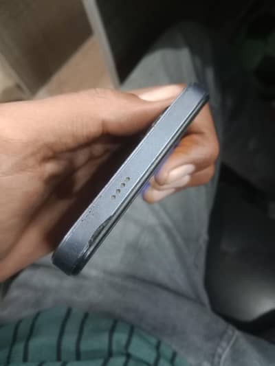 Tecno spark 20c 4gb 128gb