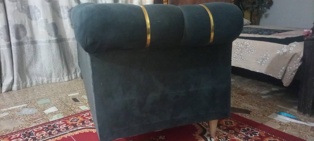 2 sofas L shape and Simple 8