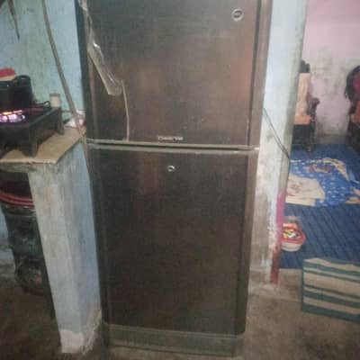 sahi chalta ha 1 baar gees dalwai ha