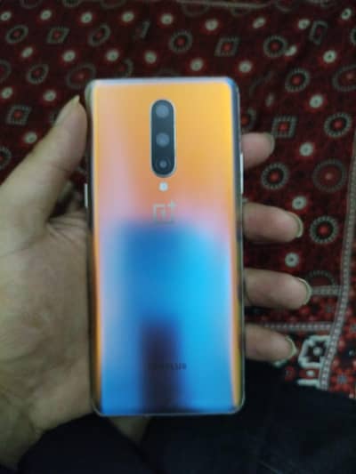 OnePlus Model 8 Simple