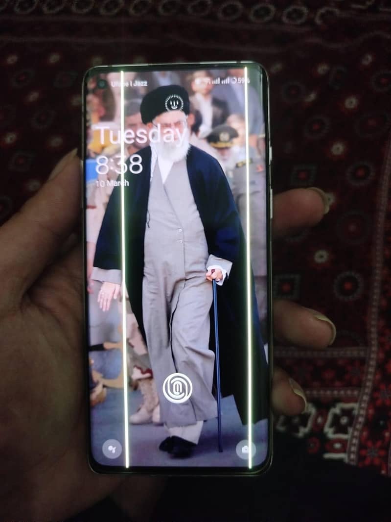 OnePlus Model 8 Simple 4