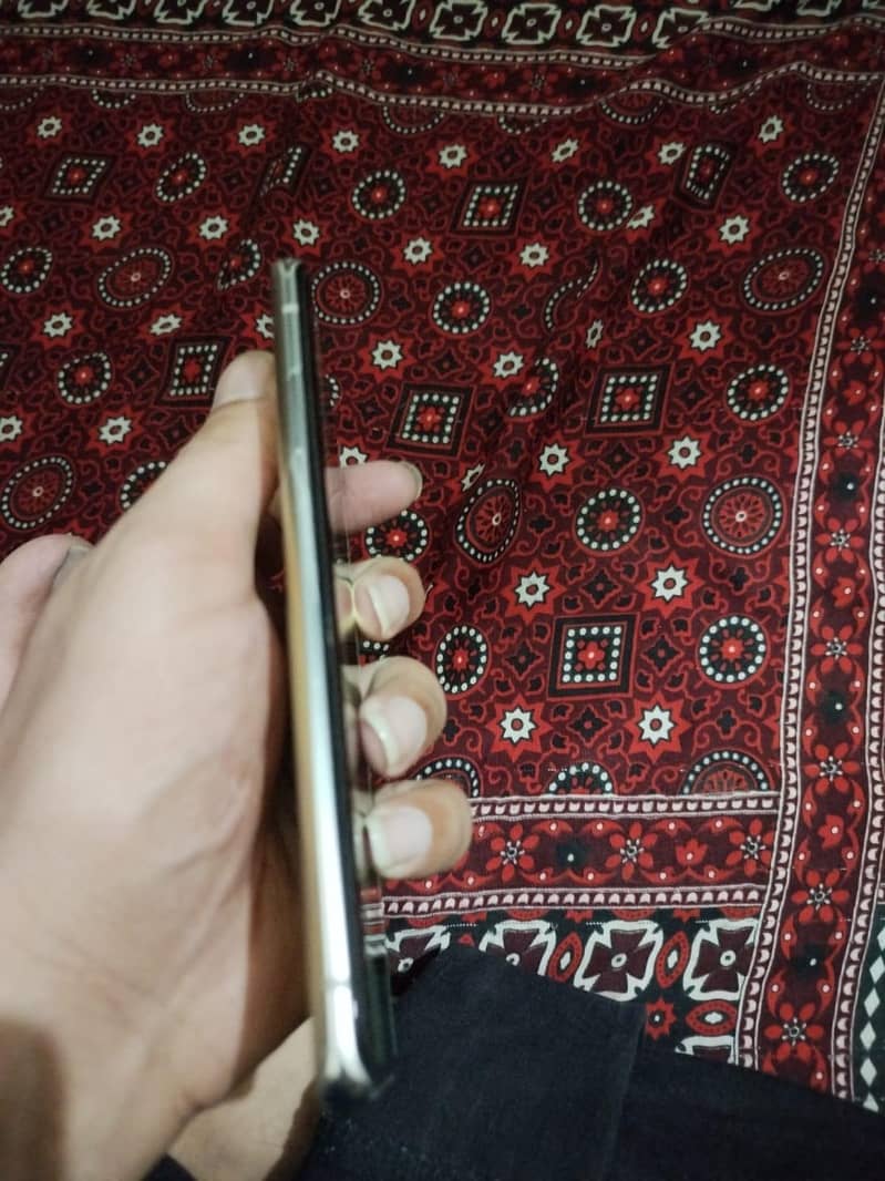 OnePlus Model 8 Simple 5