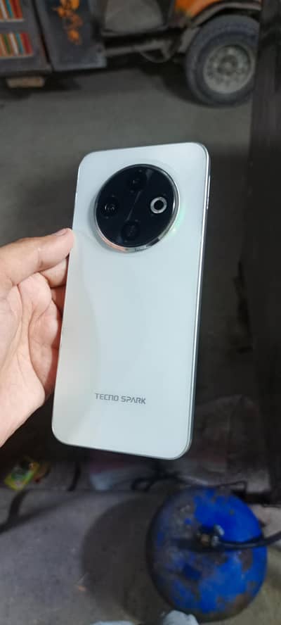 BOx charger lush phone ha 10 by9 ha