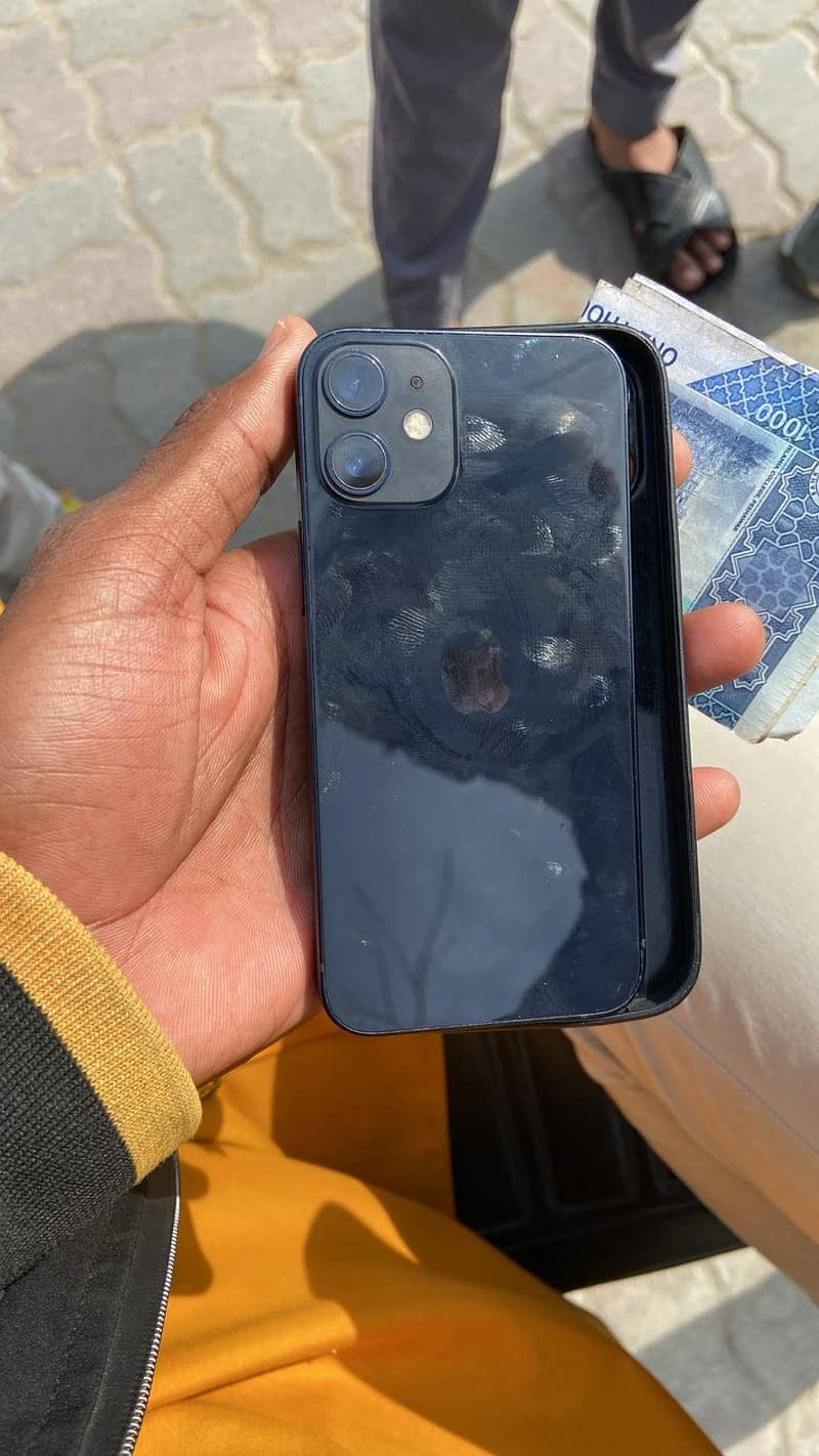 iphone 12 mini 0