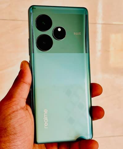 Realme GT6 Official PTA Approved. .