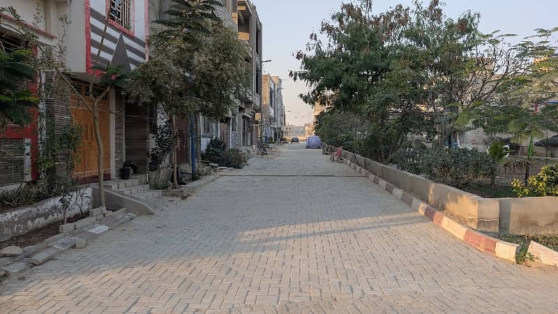 leased Plot Old Block Plot Available For Sale 4