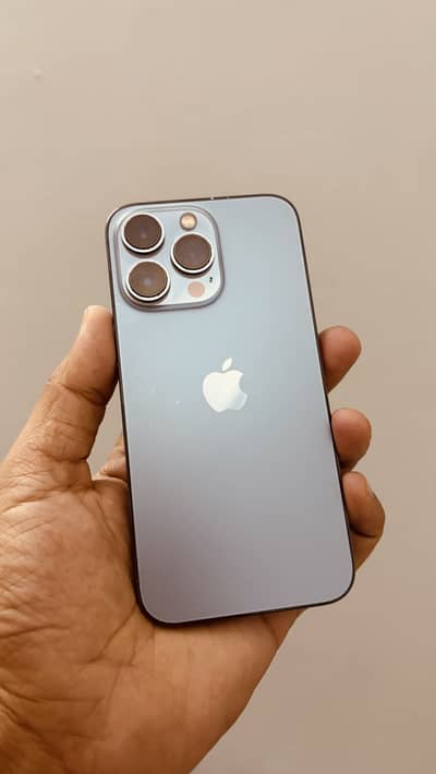 Iphone 13pro 256gb non pta sim working 10by10