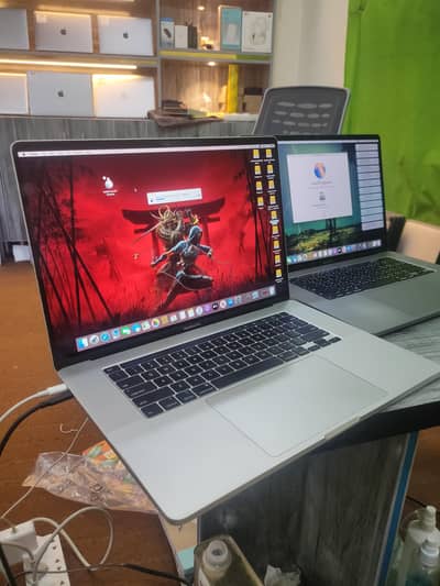 MacBook pro core i7 16gb ram 512 SSD 16inch 4GB graphic 2019