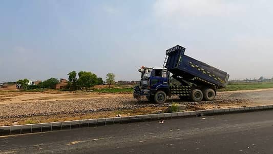 AMMAR ESTATE OFFER'S 10 MARLA IDEAL LOCATION PLOT FOR SALE IN C BLOCK