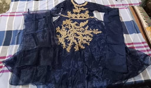 Ladies stylish clothes for sale_Good condition