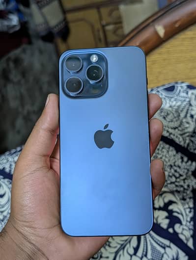 iphone 15 pro max 256gb  factory unlocked