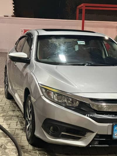 Selling honda civic 2019 home used car