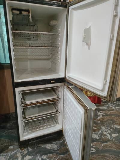 waves combo fridge gass leak hai compressor 100%ok
