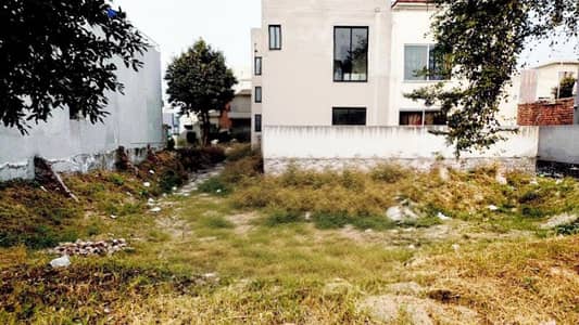Plot No- 512 Block A - 5 Marla Top Location In Phase 9 Town DHA Lahore For Urgent Sale