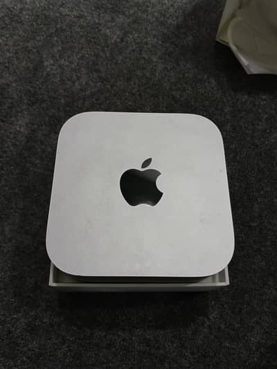 Apple Mac Mini M4 – Like New | Complete Setup for Designers & Creators