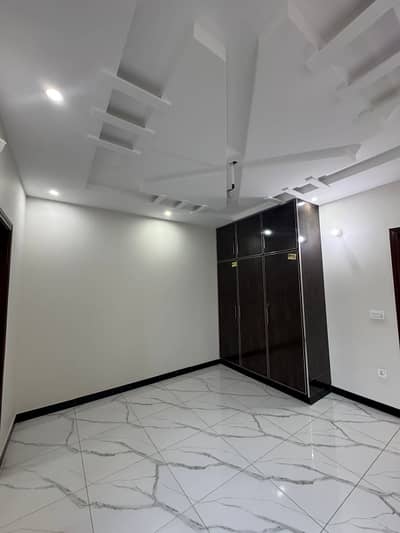 7 MARLA BRAND NEW LOWER FOR RENT