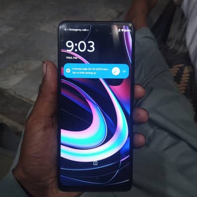 8/256 Motorola edge 2021