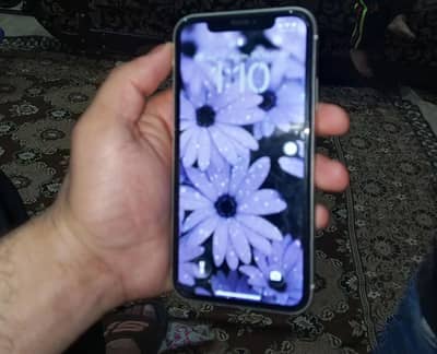 iphone 11 white color