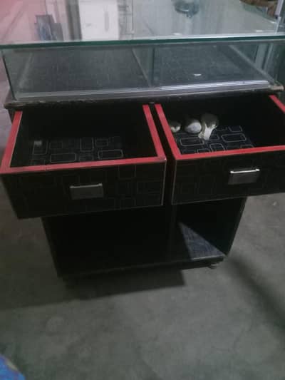 COMPUTER TABLE/MOBILE COUNTER
