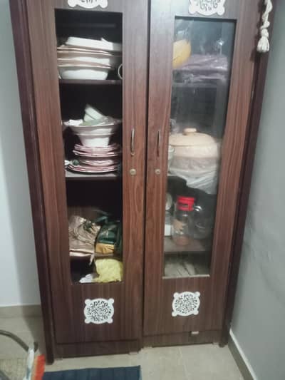 dressing table and devider