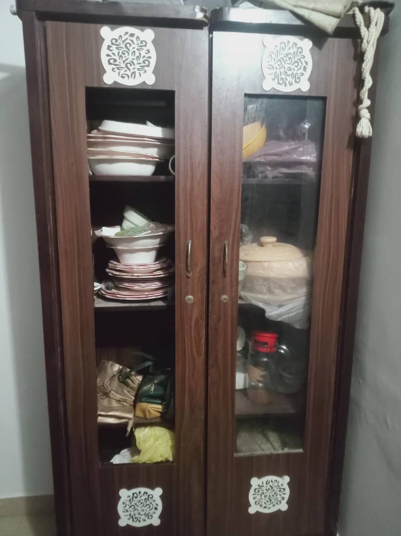 dressing table and devider 1