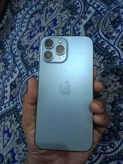 Iphone 13 pro max jv 84% health 10/10 water pack