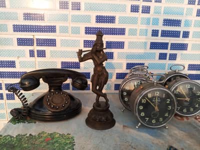 Vintage telephone set