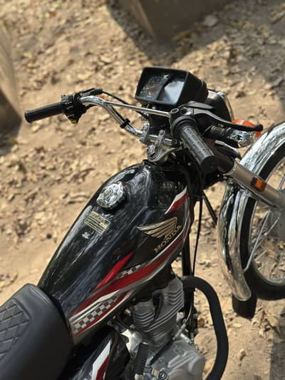 Honda CG125 Black Color Brand New