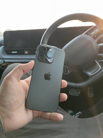 Iphone 16 pro 256GB PTA 100%