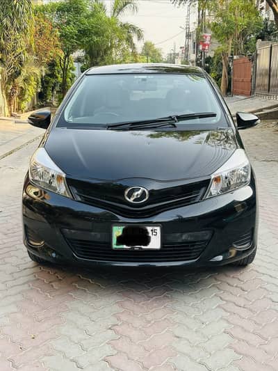 Toyota Vitz 2013/15 1000 CC