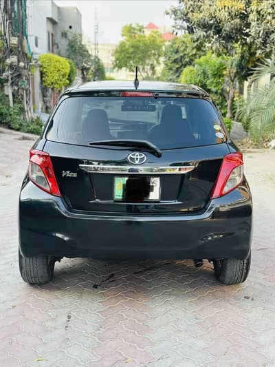 Toyota Vitz 2013/15 1000 CC
