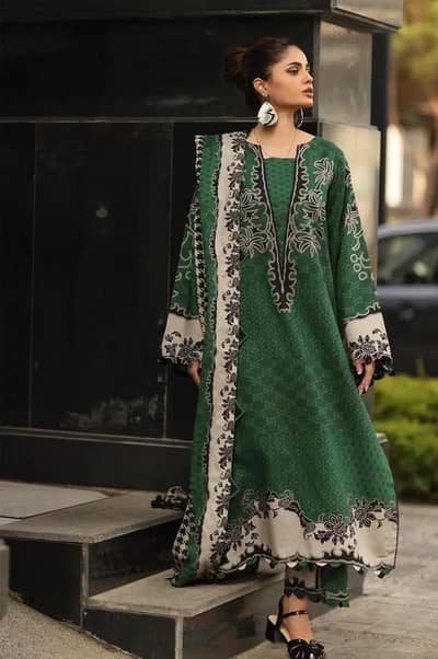 green printed 3 PCs women's khaddar suit