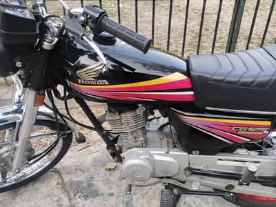 Honda 125 old is gold