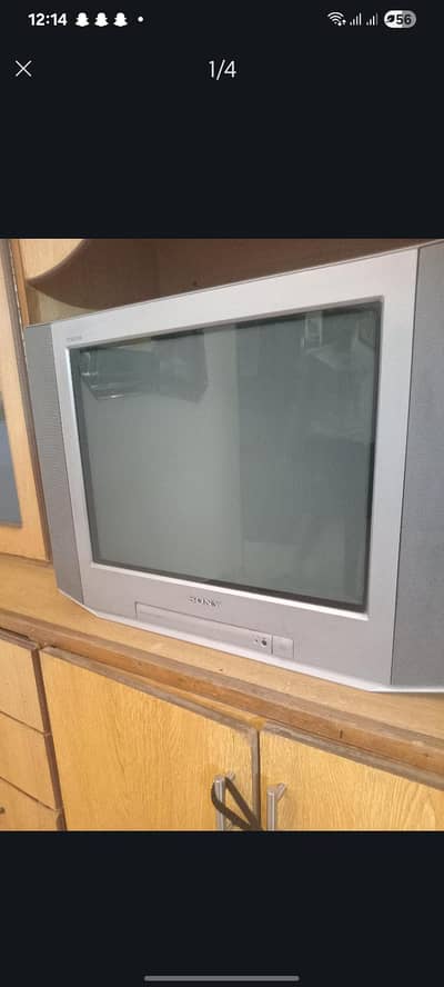 New condition Sony 21 inches tv