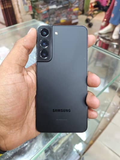 Samsung s22 for sale or exchange