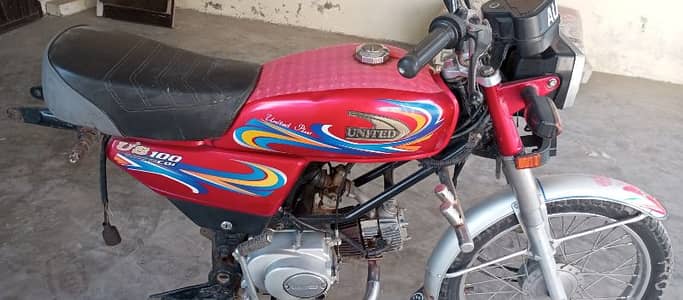 united 100 for sale half bike riksha k Liye