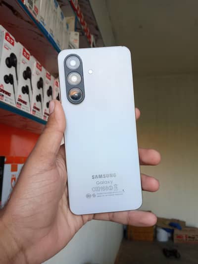 Samsung a56 non pta me ny sodia sy Liya tha