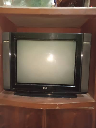 LG tv for sale